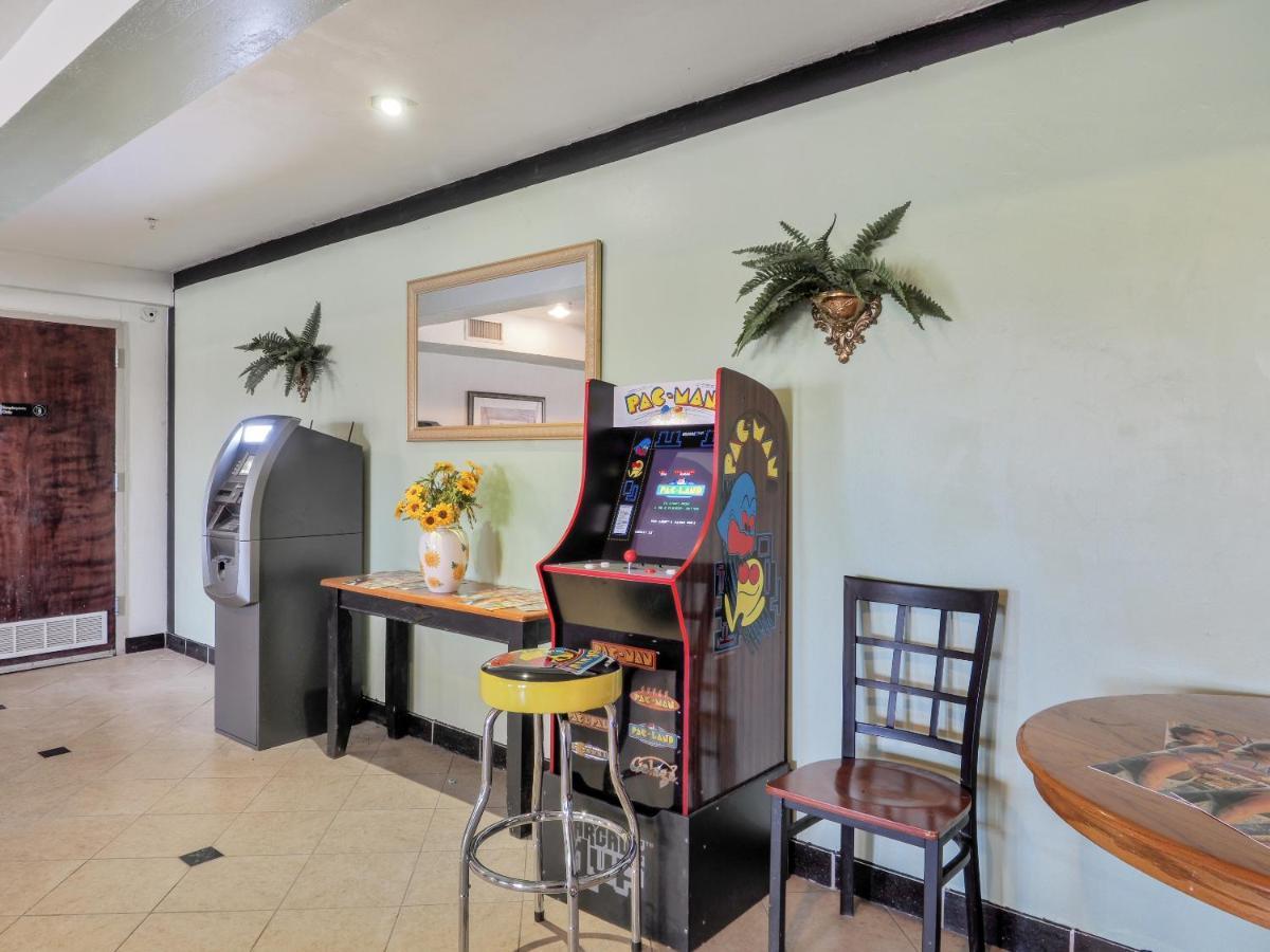 Lonestar Inn & Suites, Erick Ok Hwy 40 By Oyo מראה חיצוני תמונה